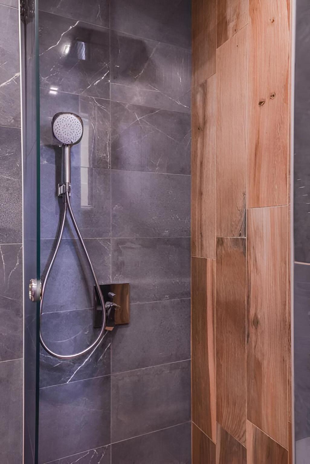 Urban Eden - Lux & Style, 2-Bedroom, 2-Bathroom Sofia Eksteriør bilde