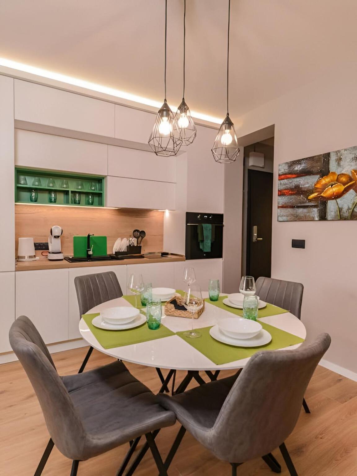 Urban Eden - Lux & Style, 2-Bedroom, 2-Bathroom Sofia Eksteriør bilde