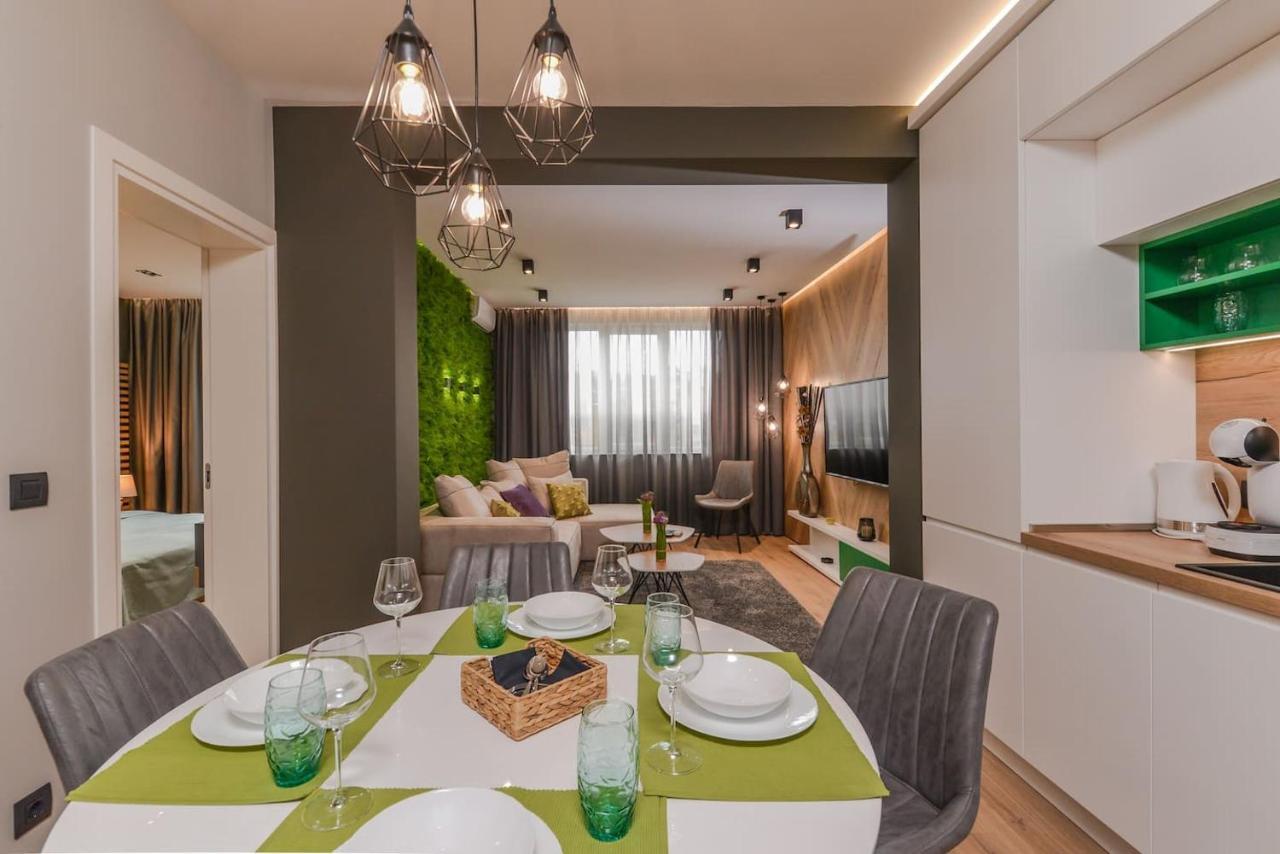 Urban Eden - Lux & Style, 2-Bedroom, 2-Bathroom Sofia Eksteriør bilde